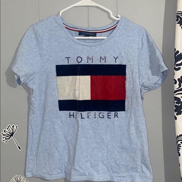 Tommy hilfiger t-shirt - Picture 1 of 2